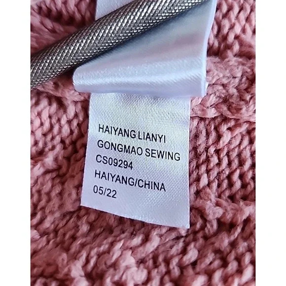 Cupcakes & Cashmere Cable Knit Sweater Hoodie Floral Embroidery Pink Toddler 24M - Picture 10 of 10